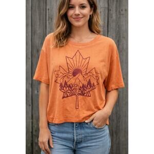 Old Navy Canadian Maple Leaf T-Shirt XXL